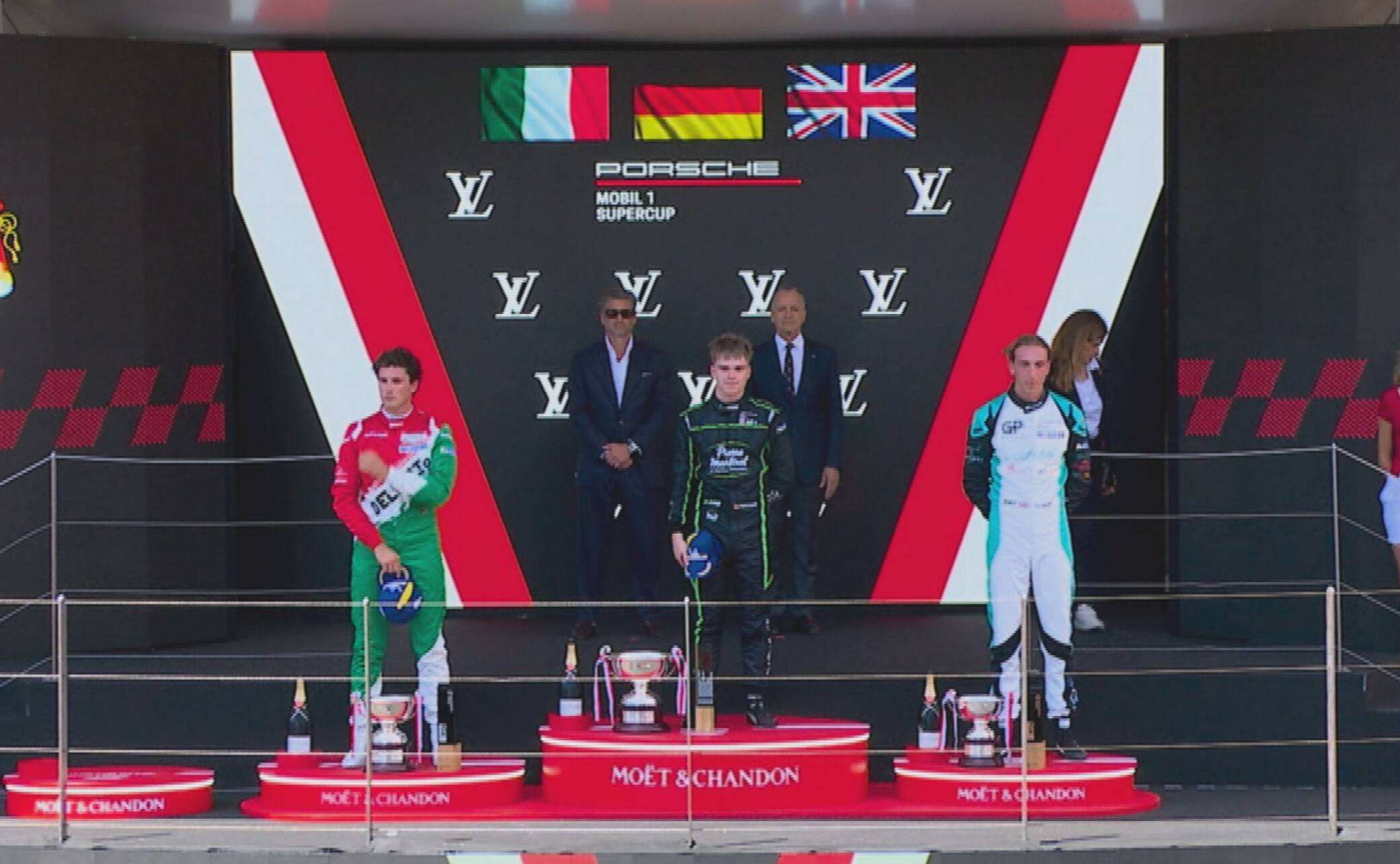 Porsche Supercup: vince Oeverhaus, 2° l'italiano Bristot. VIDEO