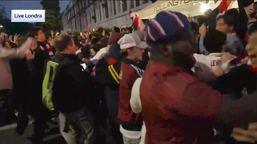 L'Arsenal vince la Premier: a Londra è festa!