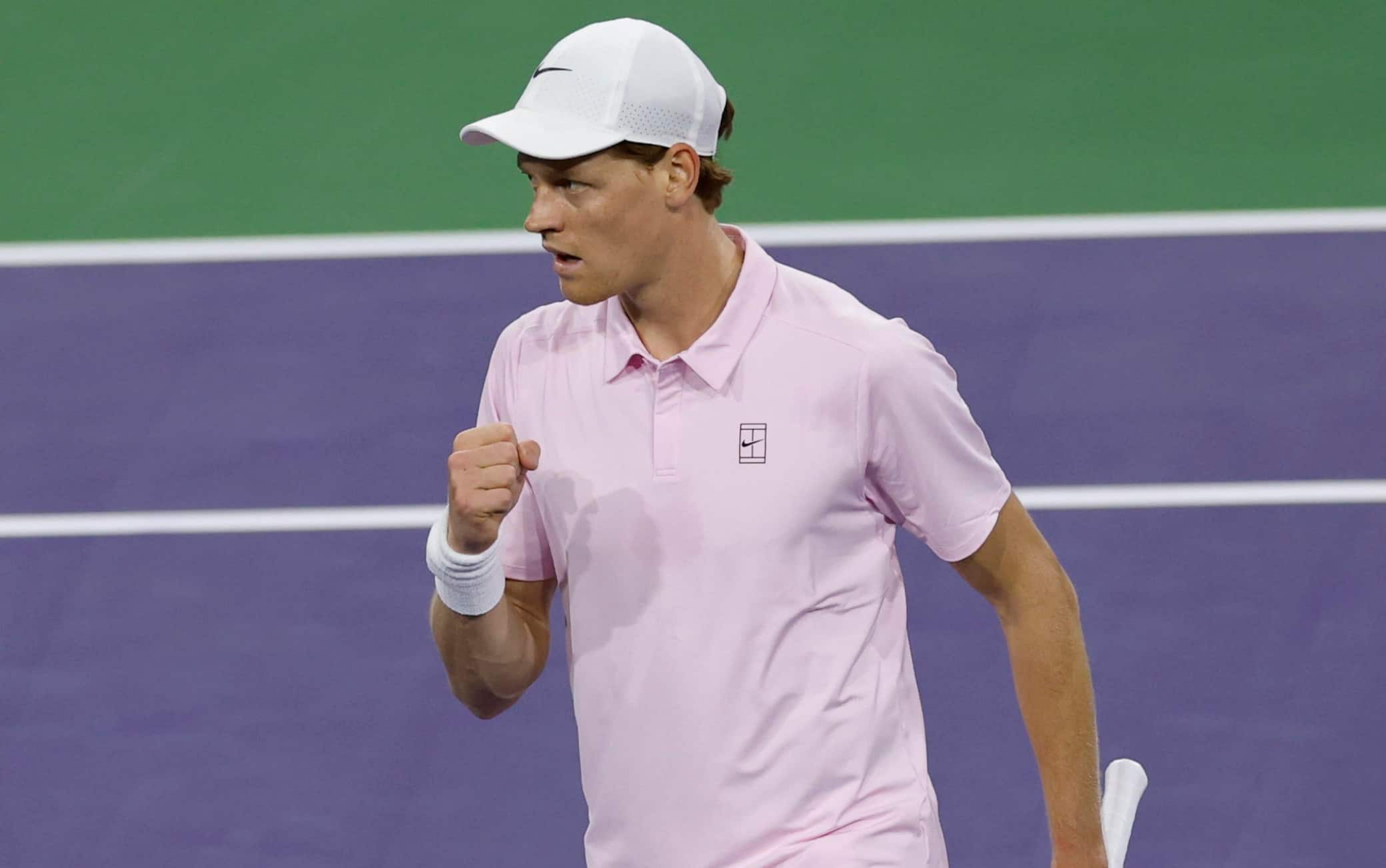 Sinner al 3° turno all'Atp Indian Wells: Svrcina battuto in due set