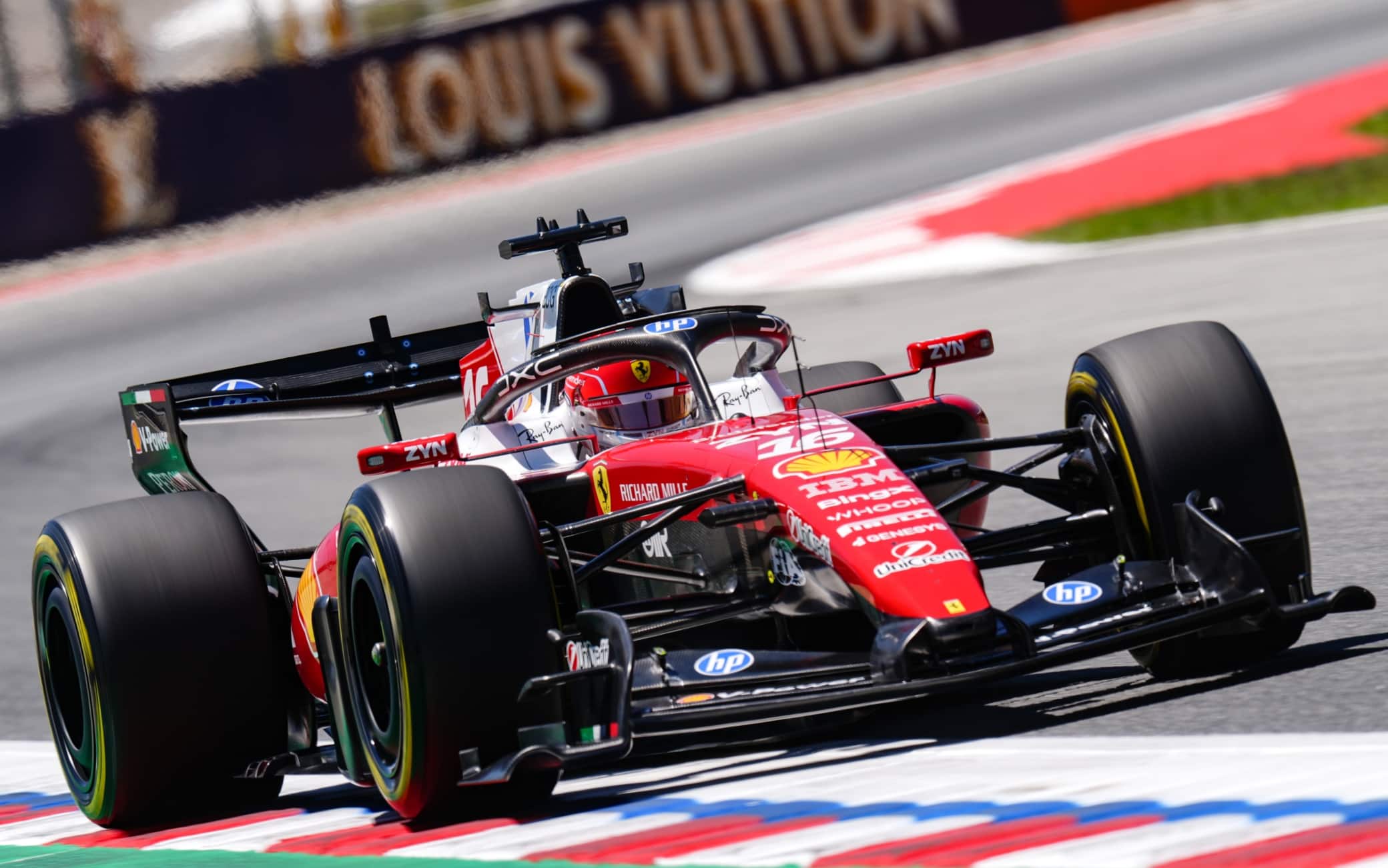 F1, Ferrari: ala e non solo, ci sono novità a Barcellona. L'ANALISI di Matteo Bobbi