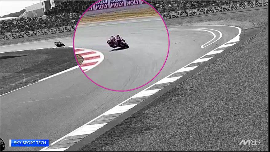 Bagnaia, l'analisi della caduta di Silverstone allo Sky Tech