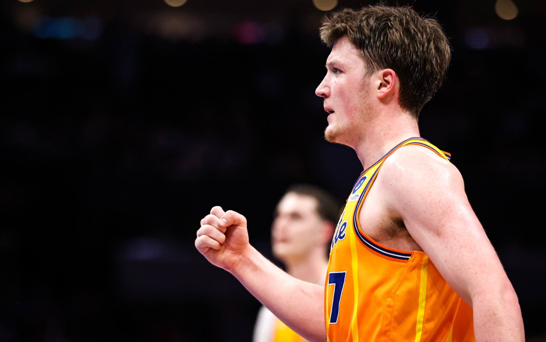 NBA, Kon Knueppel è una macchina: 7 triple e 33 punti contro i Cavs, ma Charlotte perde 