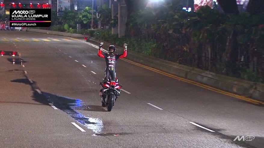 Aprilia, Bezzecchi e Martin sfilano a Kuala Lumpur