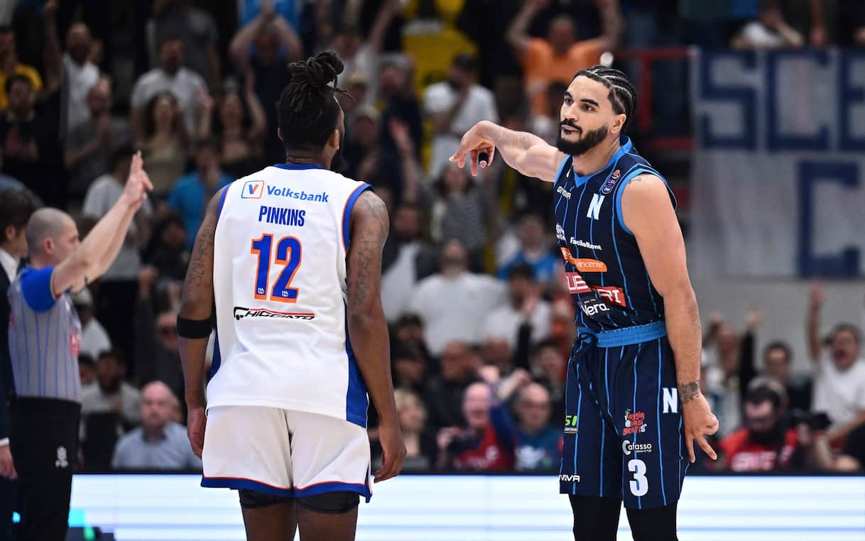 https://sport.sky.it/assets/images/4fbf41919d233a32456bf4d7611547fee8842736/skysport/it/basket/serie-a/video/2026/04/12/napoli-treviso-highlights-serie-a-basket-1089718/HL_NAPOLI.jpg?im=Resize,width=1218
