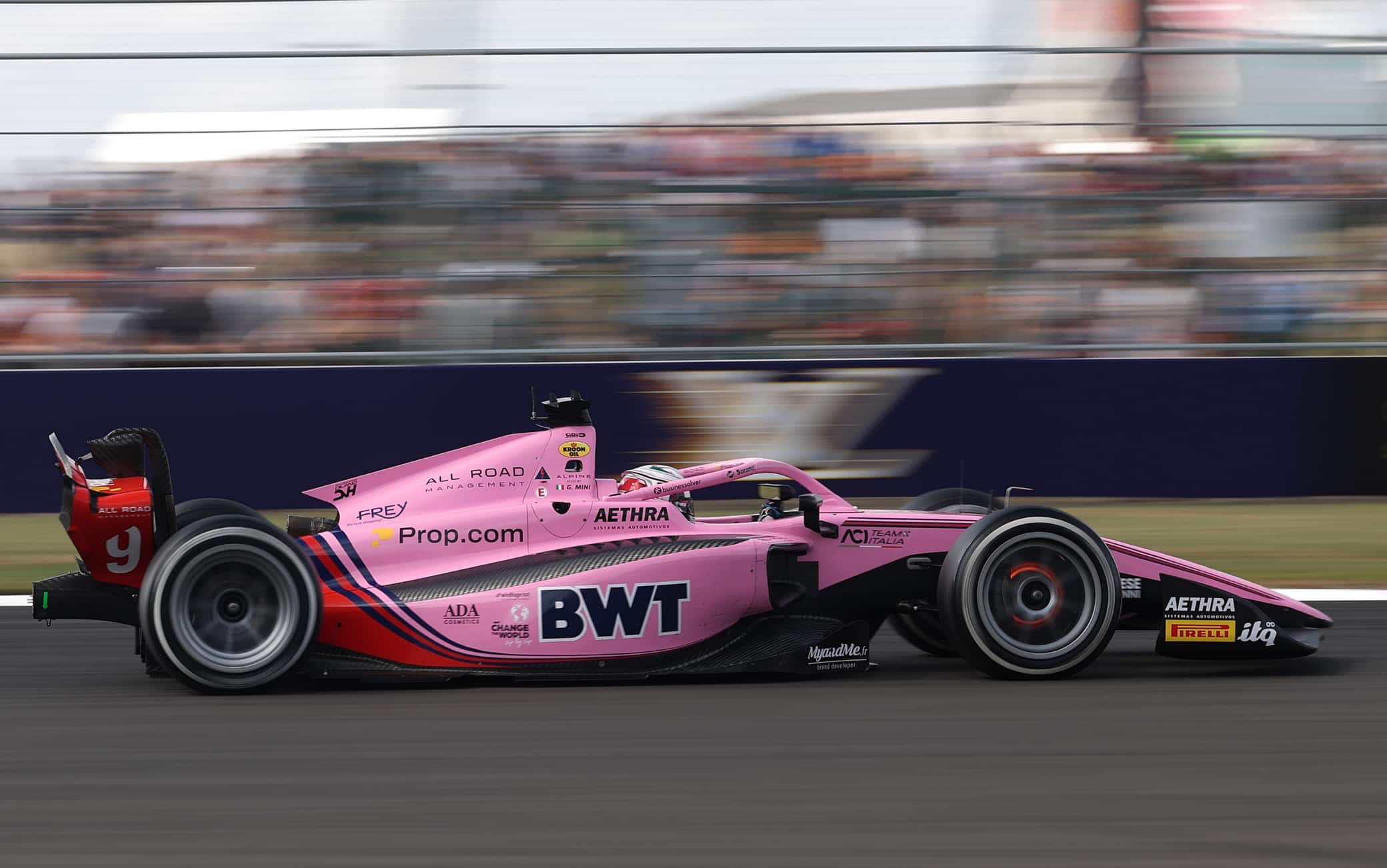 Formula 2, pole di Camara. Minì partirà 10°. I risultati delle qualifiche a Silverstone