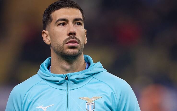 Lazio, esami per Zaccagni: fuori 1 mese per lesione all'addome. Le news sull'infortunio