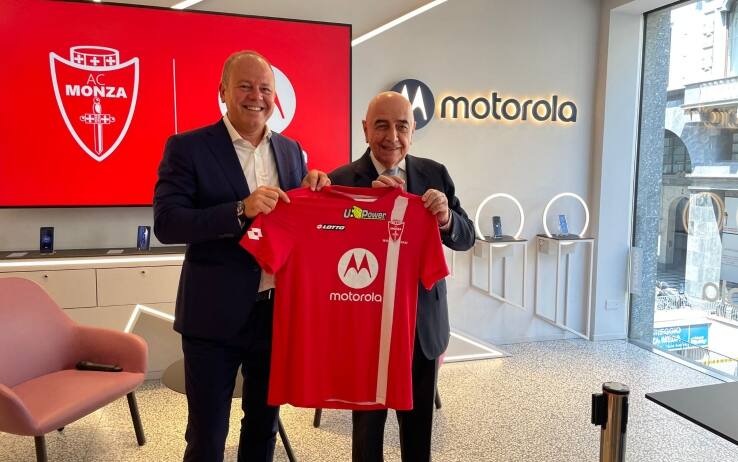 La presentazione della maglia del Monza