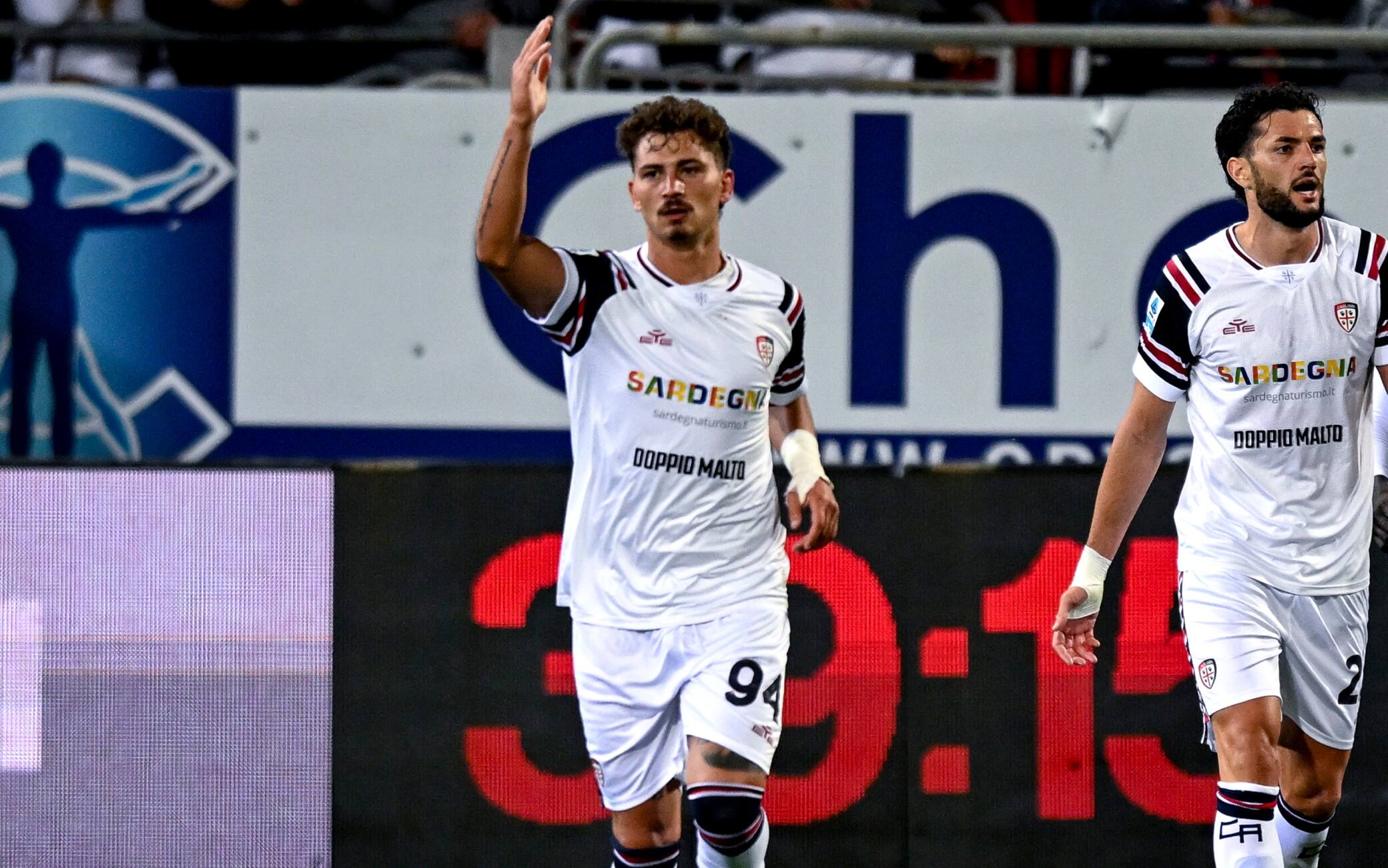 Cagliari-Torino 2-1: i gol di Esposito e Mina regalano la salvezza a Pisacane