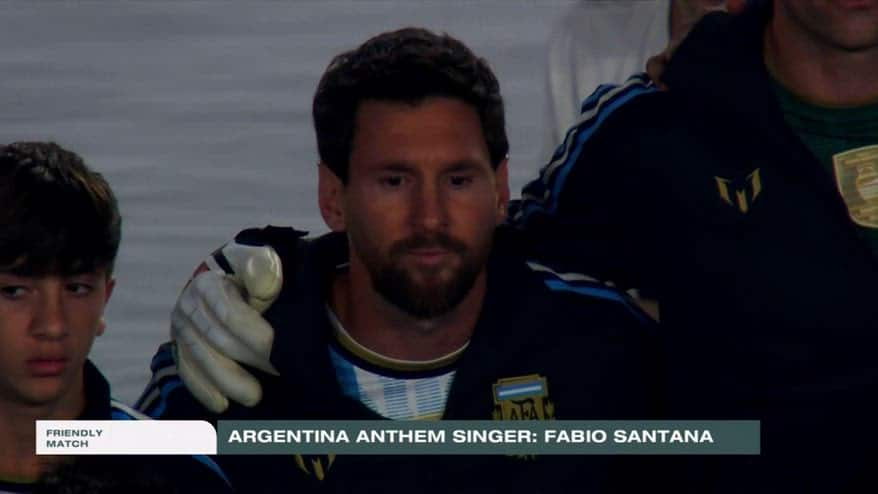 Emozione pura: Messi e Scaloni in lacrime durante l'inno
