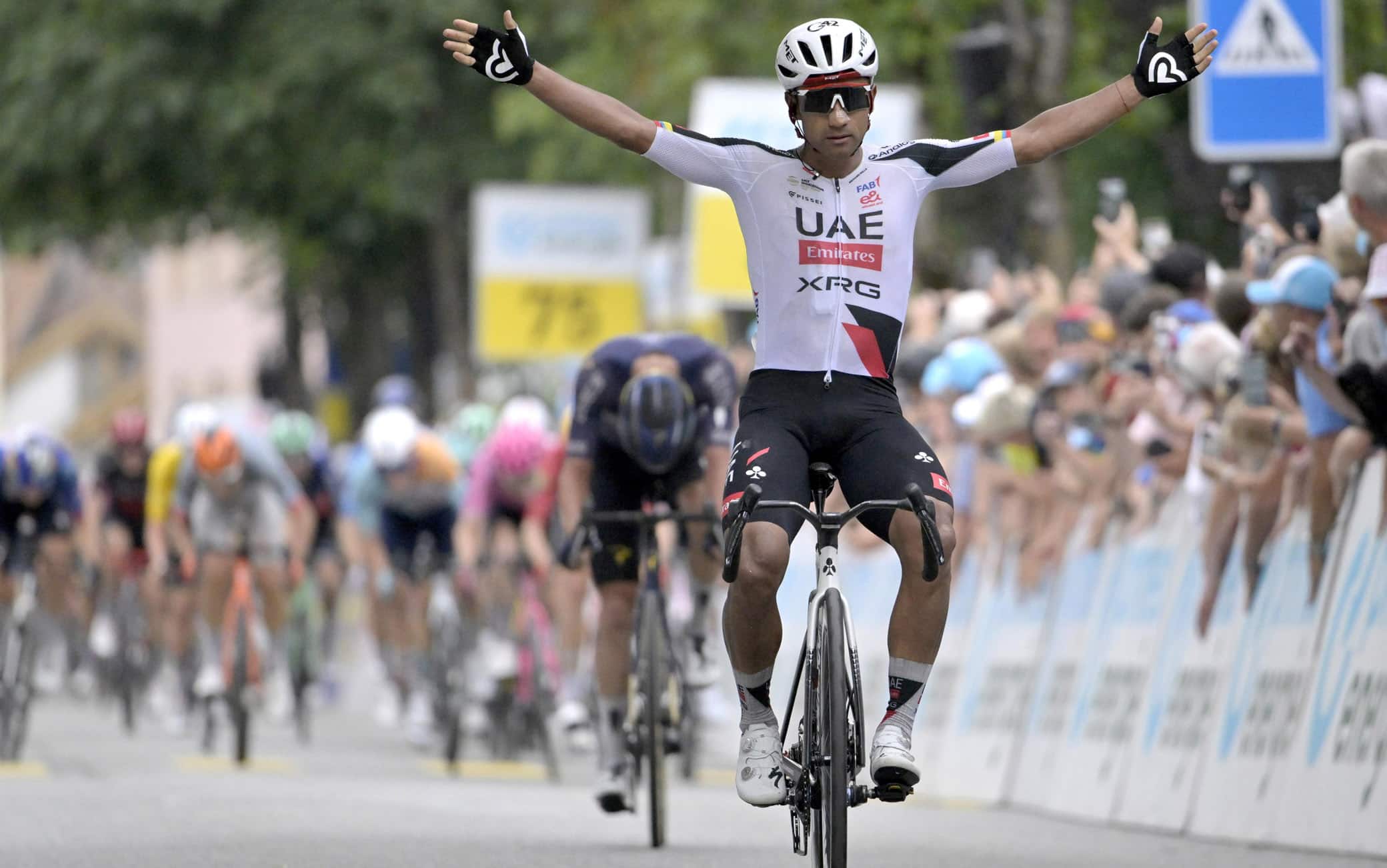 Giro di Svizzera, Narvaez vince la 3^ tappa. Pogacar in maglia gialla