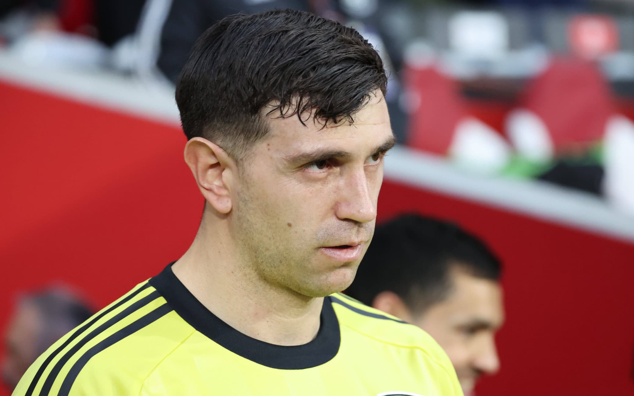 Juventus-Dibu Martinez, si tratta con l'Aston Villa il prezzo del cartellino