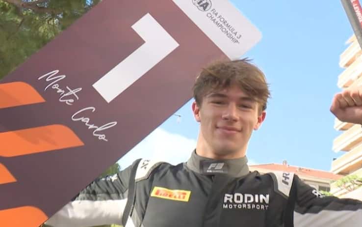 Formula 3, festa italiana con Badoer: vince la Feature. Ugochukwu sempre leader