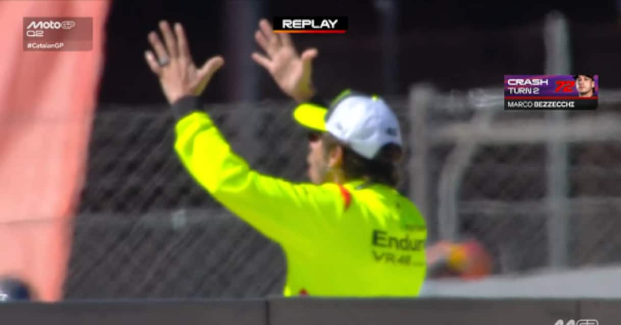https://sport.sky.it/assets/images/556e38bc05d20c5357b0cd5558388479afa0155c/skysport/it/motori/motogp/video/2026/05/16/bezzecchi-caduta-qualifiche-gp-barcellona-valentino-rossi-1098325/rossi_og.jpg?im=Resize,width=1218