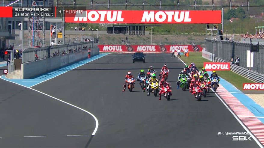 Sbk, Bulega vince anche gara 2 in Ungheria, gli HL