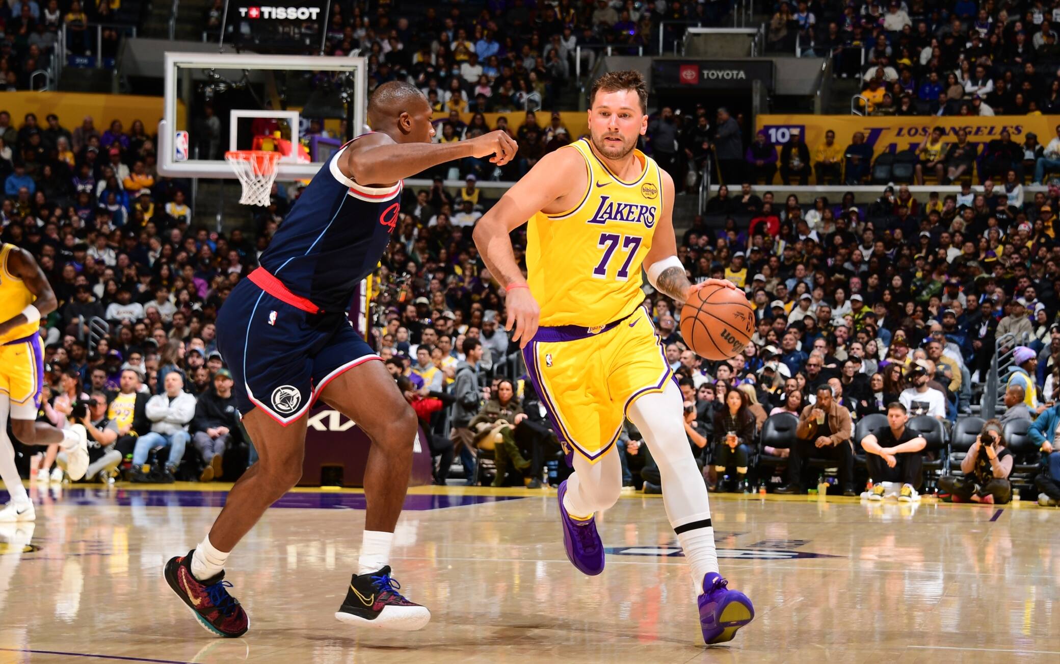 NBA, contro i Clippers ci pensa Luka: 38 punti e un 4° quarto da leader assoluto