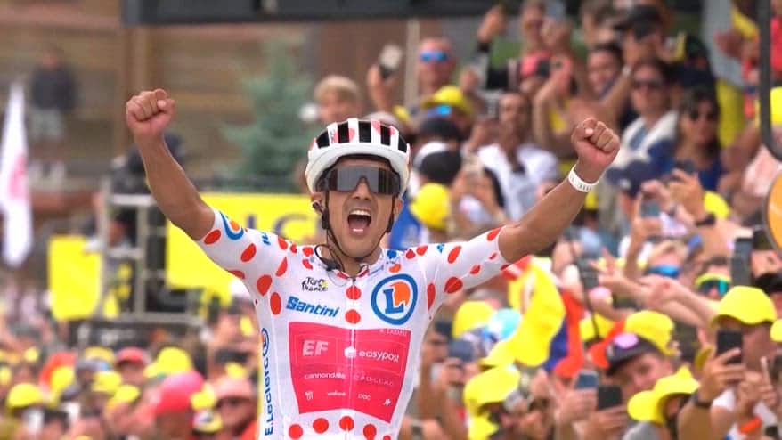Carapaz vince a L'Alpe d'Huez, la maglia a pois è sua