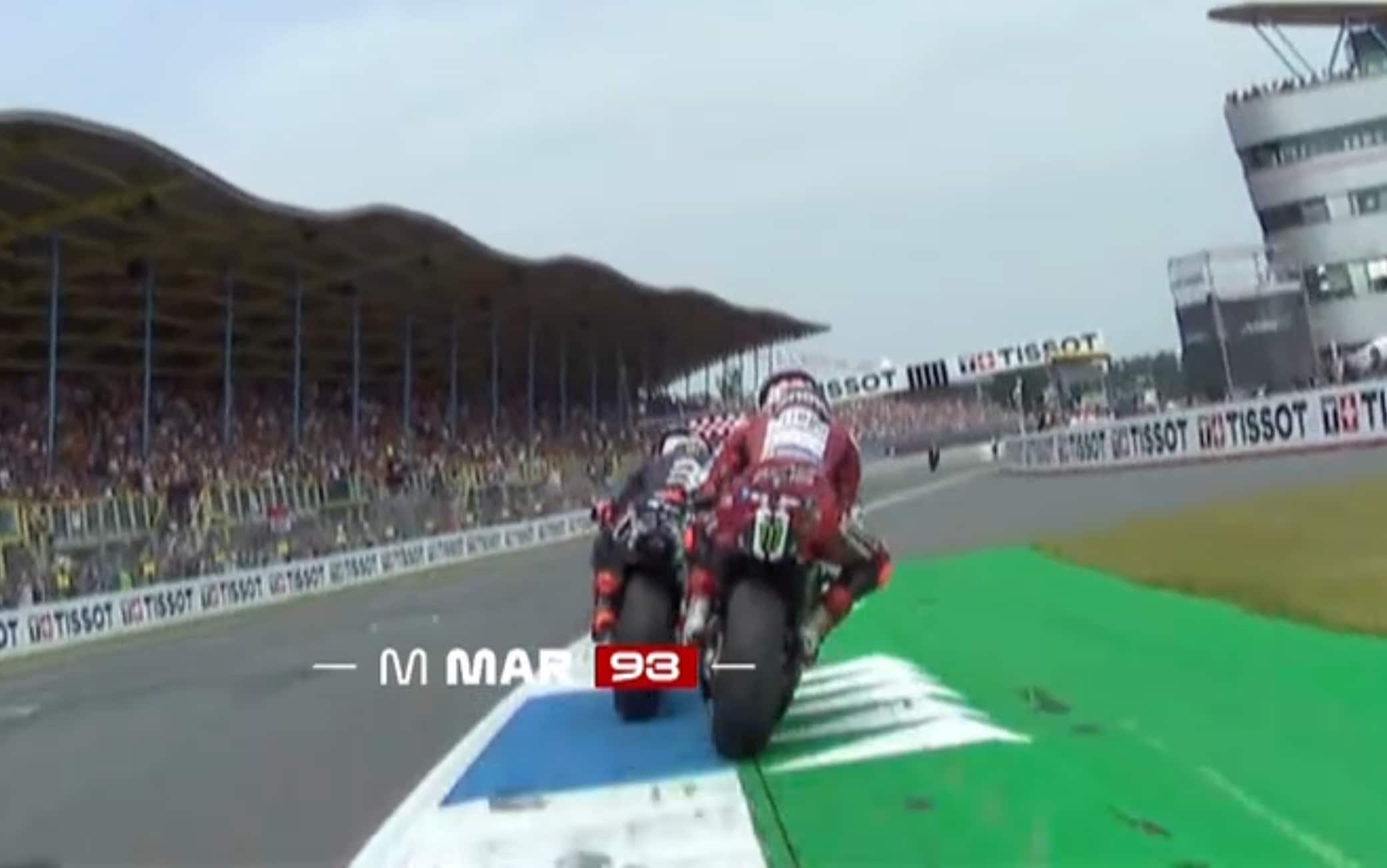 Bagnaia va sul verde: retrocesso di una posizione nella Sprint Race di Assen. VIDEO