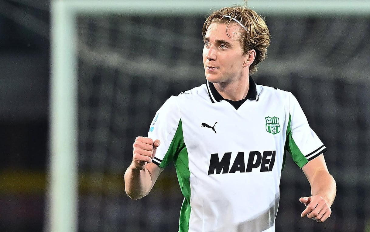 https://sport.sky.it/assets/images/593636c90dd75b5933e0e89dd6ede23a47a85883/skysport/it/calcio/calciomercato/video/2026/06/08/thorstvedt-fiorentina-calciomercato-news-1104022/Thorstvedt_ansa.jpg?im=Resize,width=1218