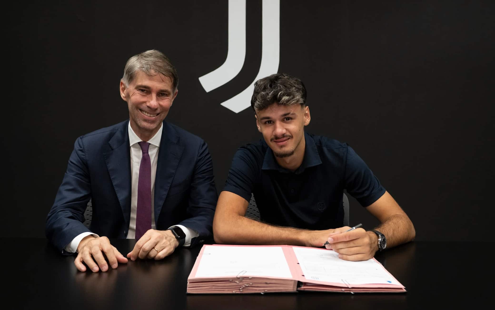Juventus, Alajbegovic si presenta: "Un orgoglio essere qui, sono pronto"