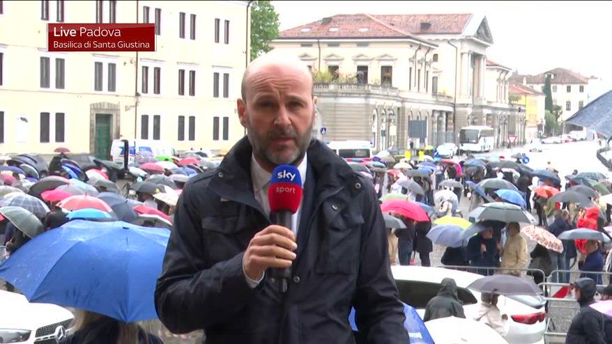 Funerali Alex Zanardi, l'ultimo saluto a Padova