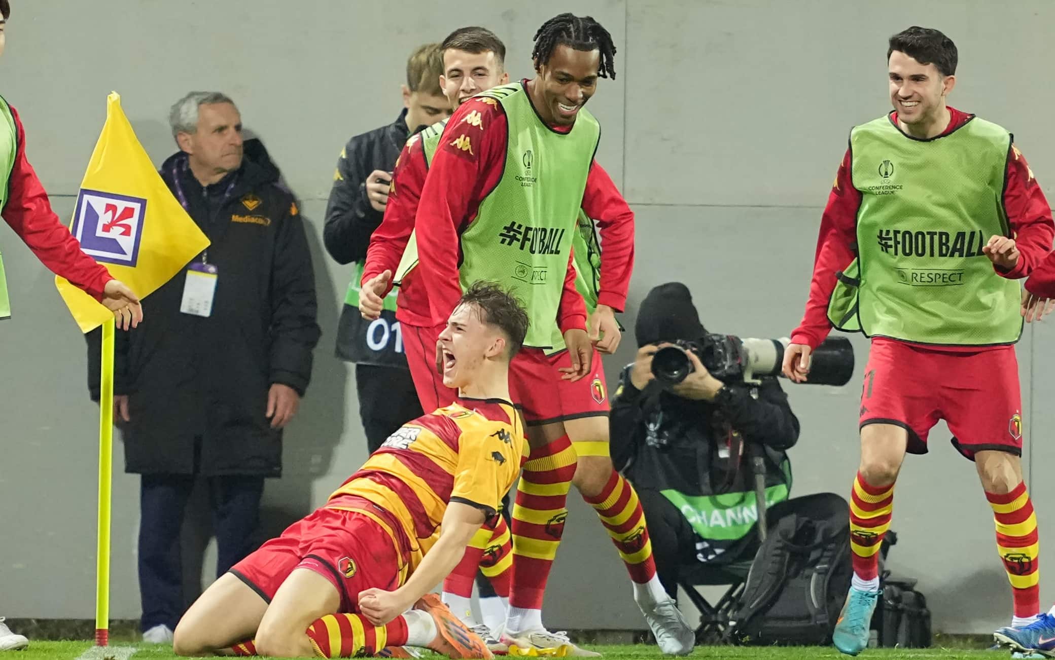 Fiorentina-Jagiellonia, Mazurek scatenato: tripletta del 19enne in 49 minuti. VIDEO