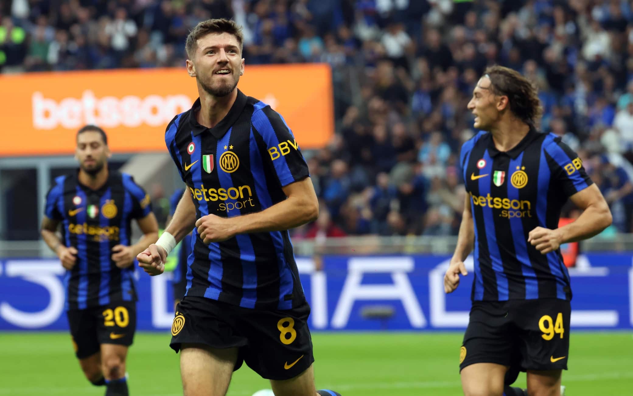L'Inter batte il Parma 3-0: a segno Susic, Calhanoglu e Thuram