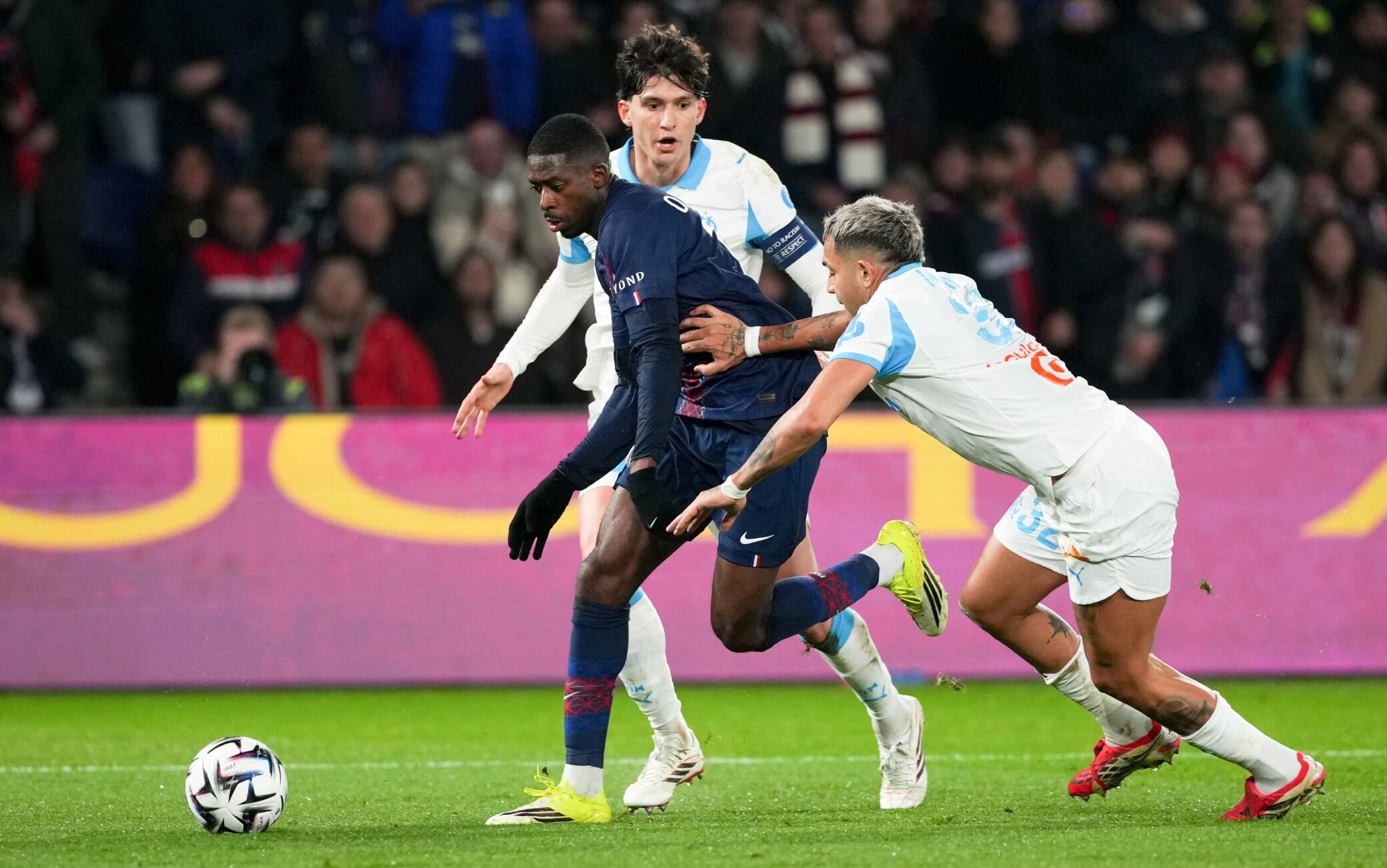 Dembélé, gol devastante in Psg-Marsiglia: slalom speciale, poi 'spacca' la porta. VIDEO