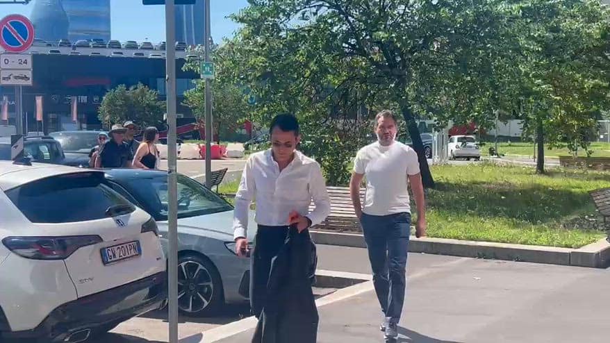 Milan, gli agenti di Jashari in sede