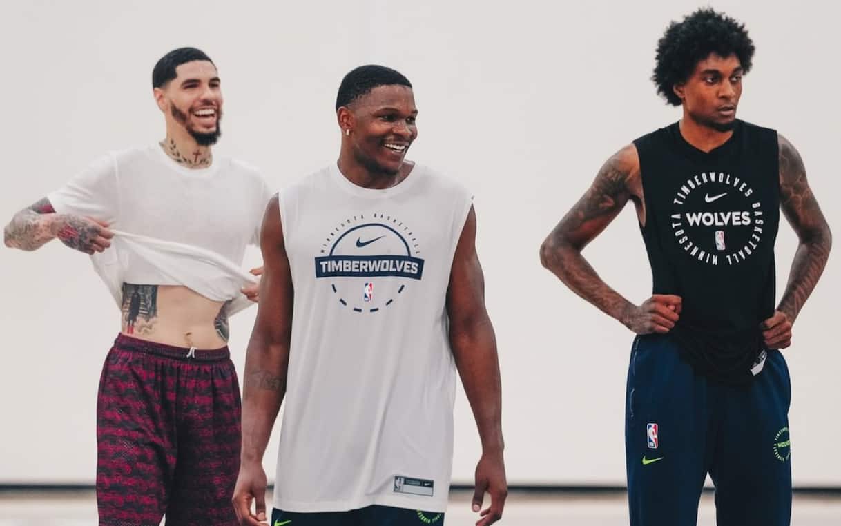 https://sport.sky.it/assets/images/5d88196aec2f8973ce0d9e776679844c941cb60d/skysport/it/nba/video/2026/08/08/edwards-ball-nba-minnesota-allenamento-video-1116642/Ant_LaMelo_McDaniels_video.jpg?im=Resize,width=1218
