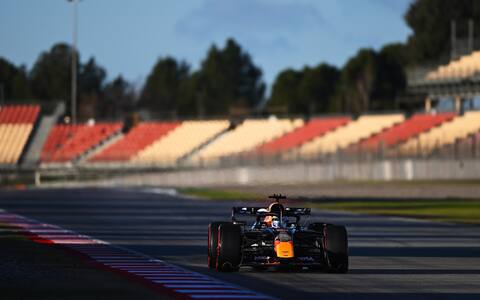 F1, la quinta giornata dei test shakedown a Barcellona: le foto da ...