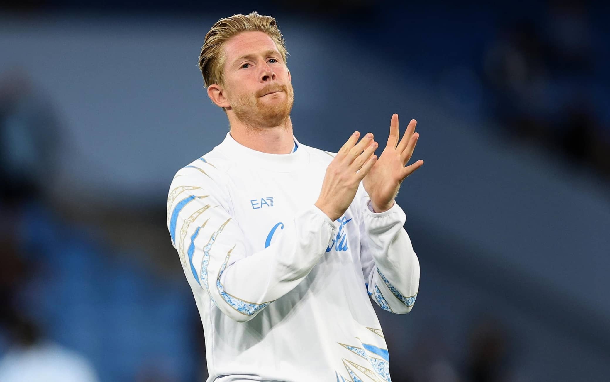 Nel Napoli si rivedono De Bruyne e Anguissa, ma entrambi partono dalla panchina