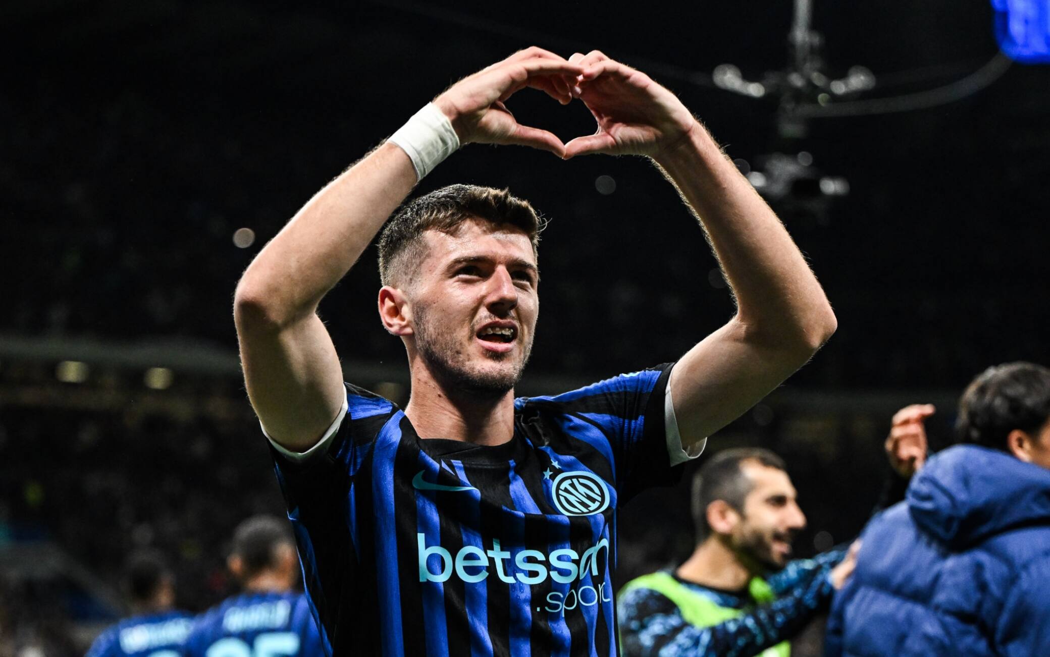 Sucic dopo la rimonta sul Como: "Ecco cosa ci ha detto Chivu all'intervallo"