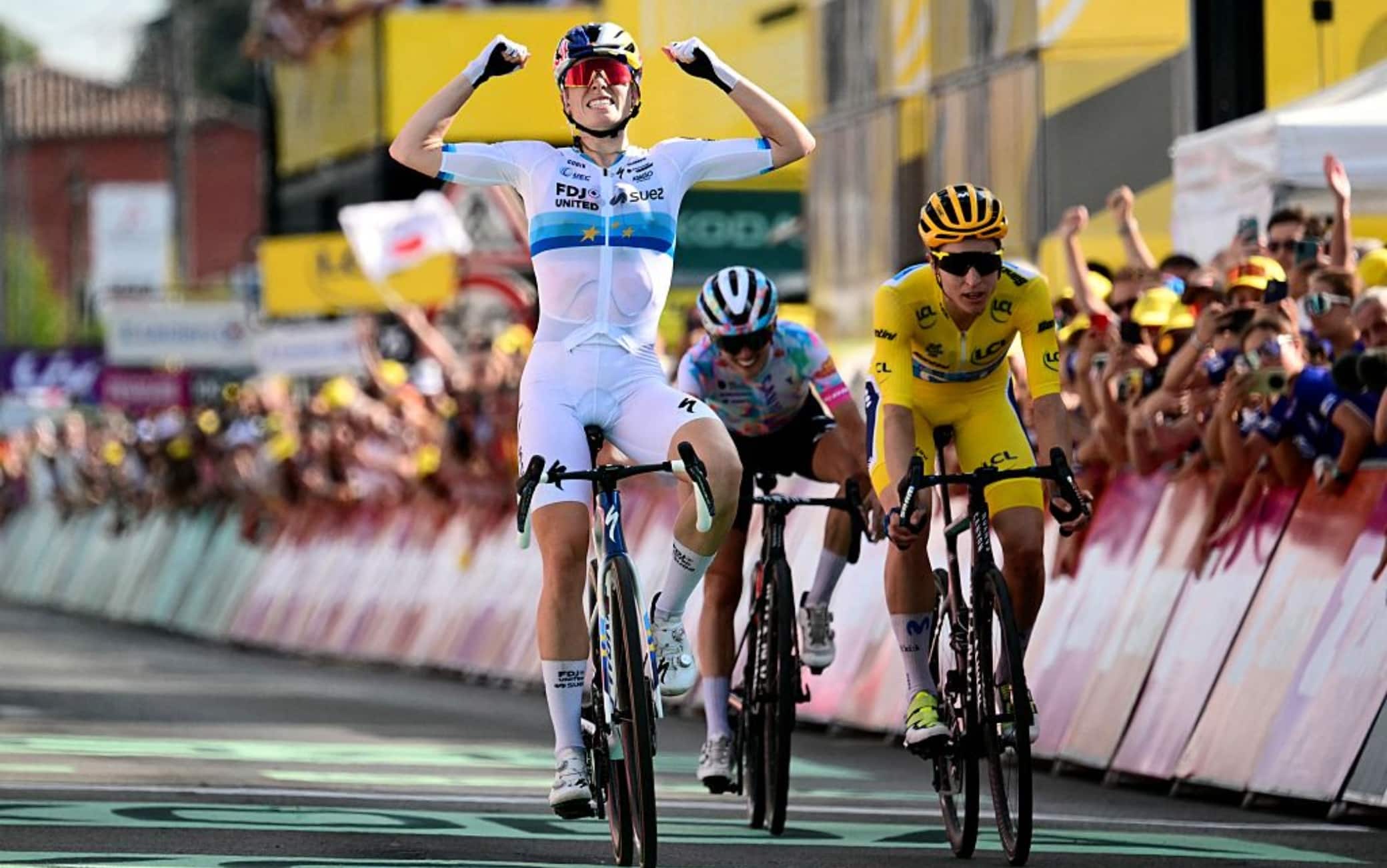Tour de France femminile, Demi Vollering vince quinta tappa. Reusser maglia gialla