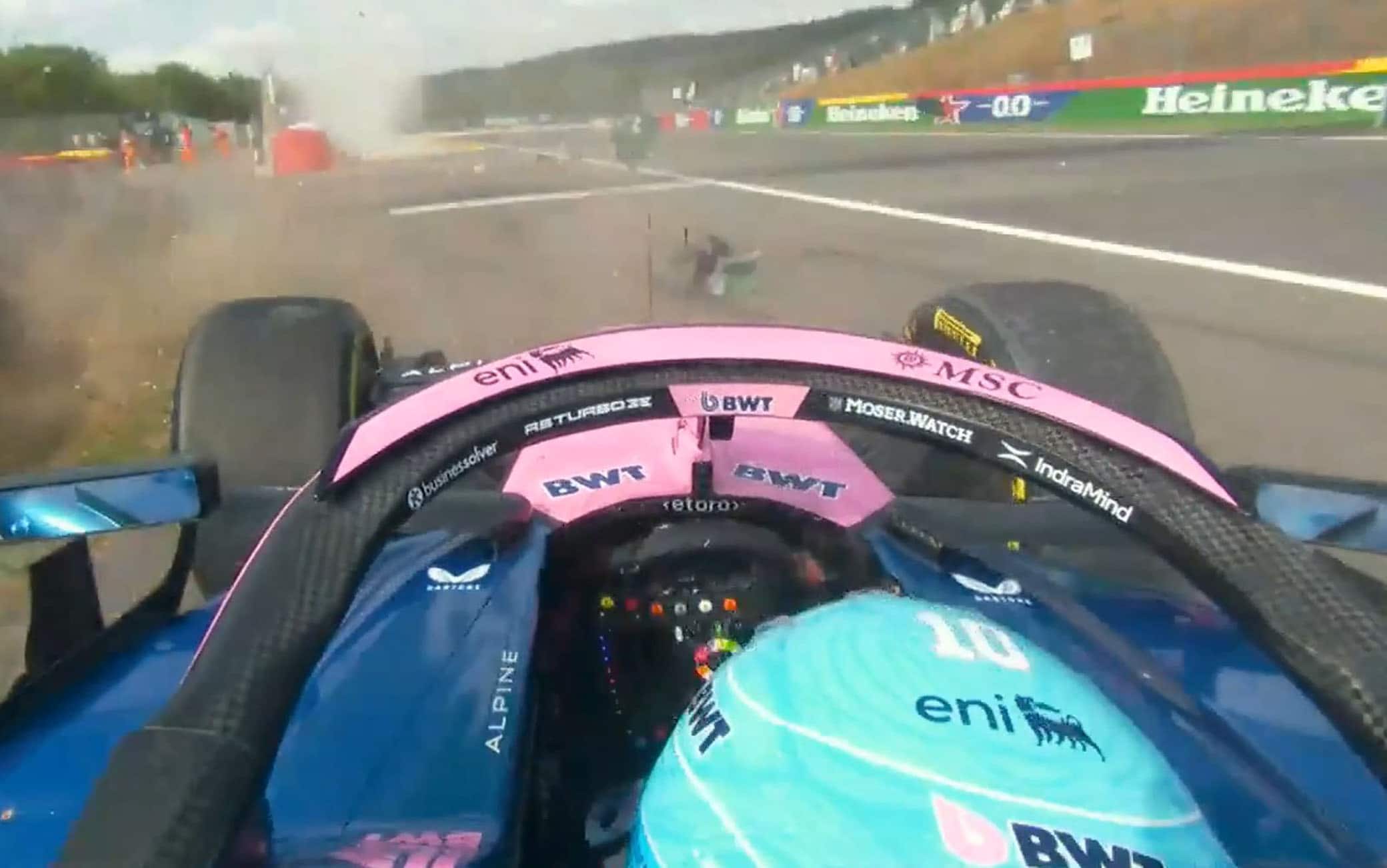 Gasly, incidente nelle Libere 2 a Spa: Alpine distrutta, pilota ok. FOTO e VIDEO