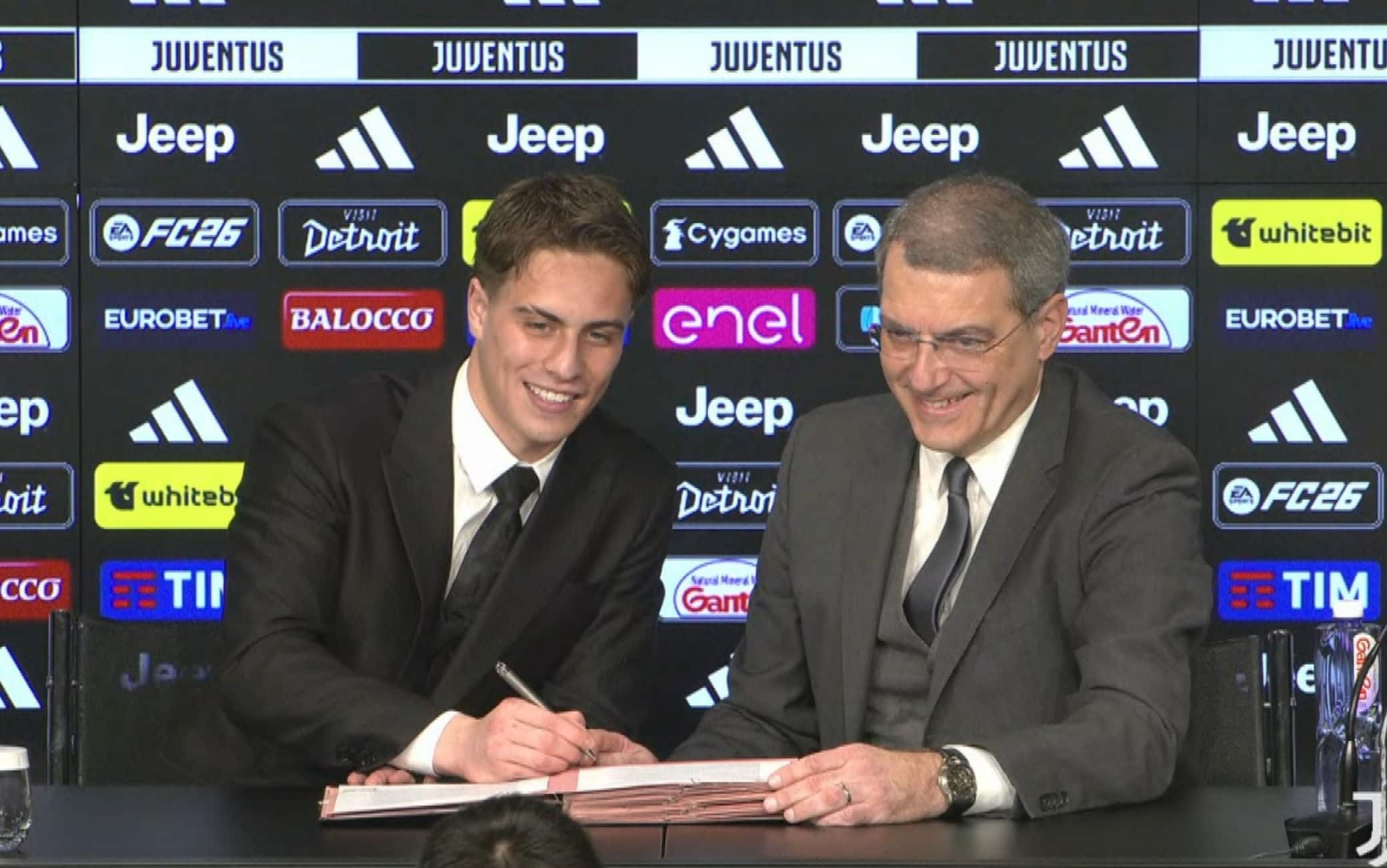 Juventus, Kenan Yildiz rinnova fino al 2030
