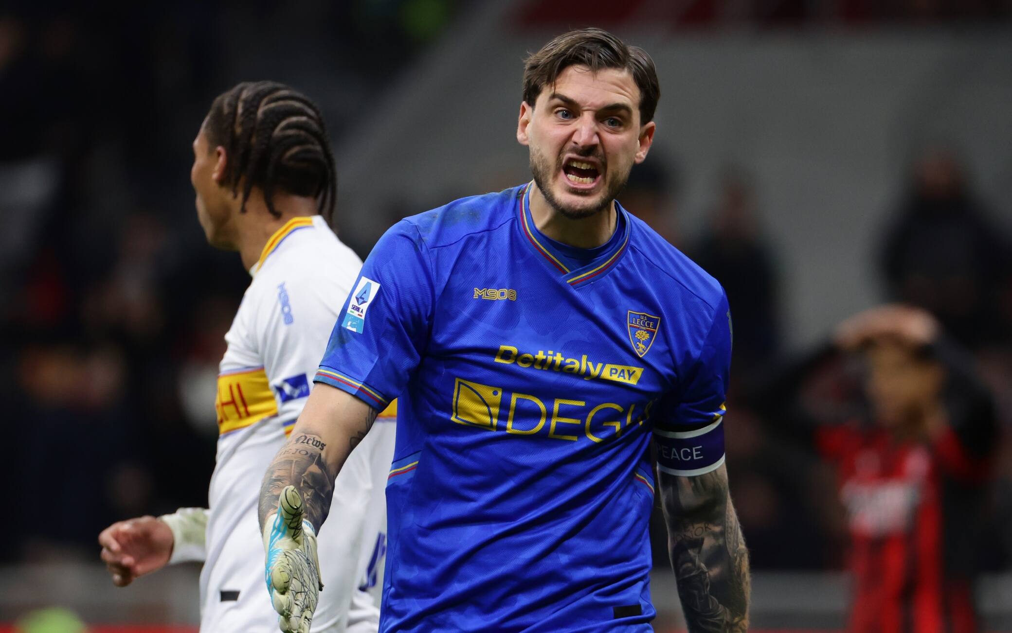 Milan-Lecce 1-0, le pagelle: Falcone non basta ai pugliesi