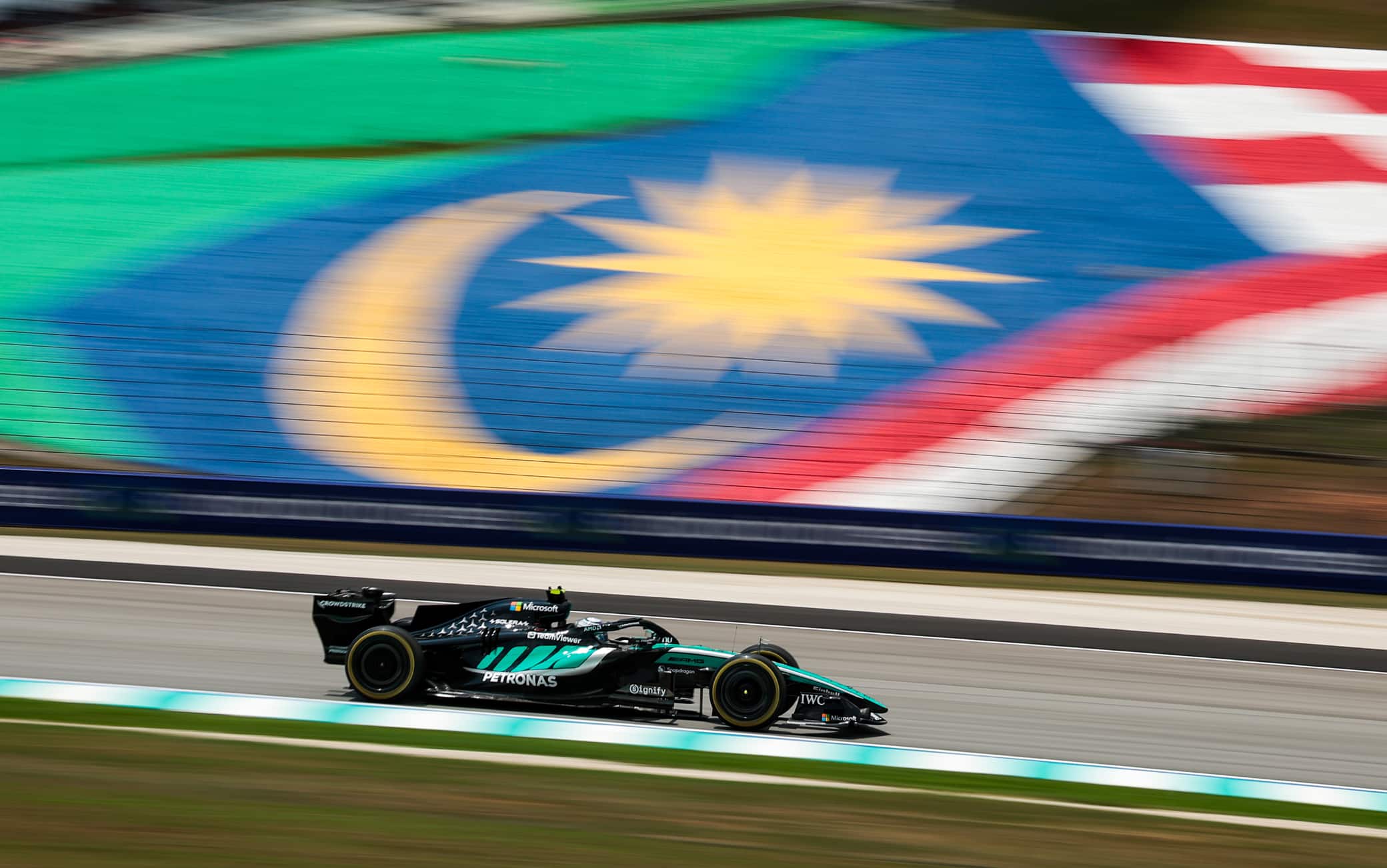 Formula 1, GP Bahrain in Malesia: Mercedes non ha sfruttato i nuovi aggiornamenti. VIDEO