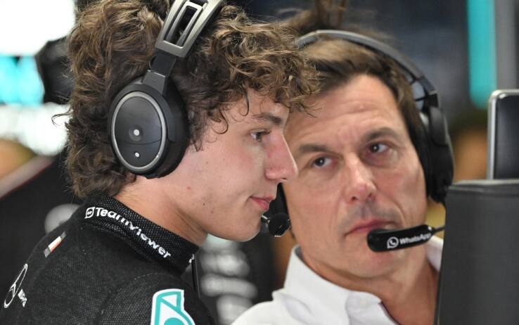 Wolff: "Kimi Antonelli? Dicevano fosse troppo giovane per Mercedes...". VIDEO
