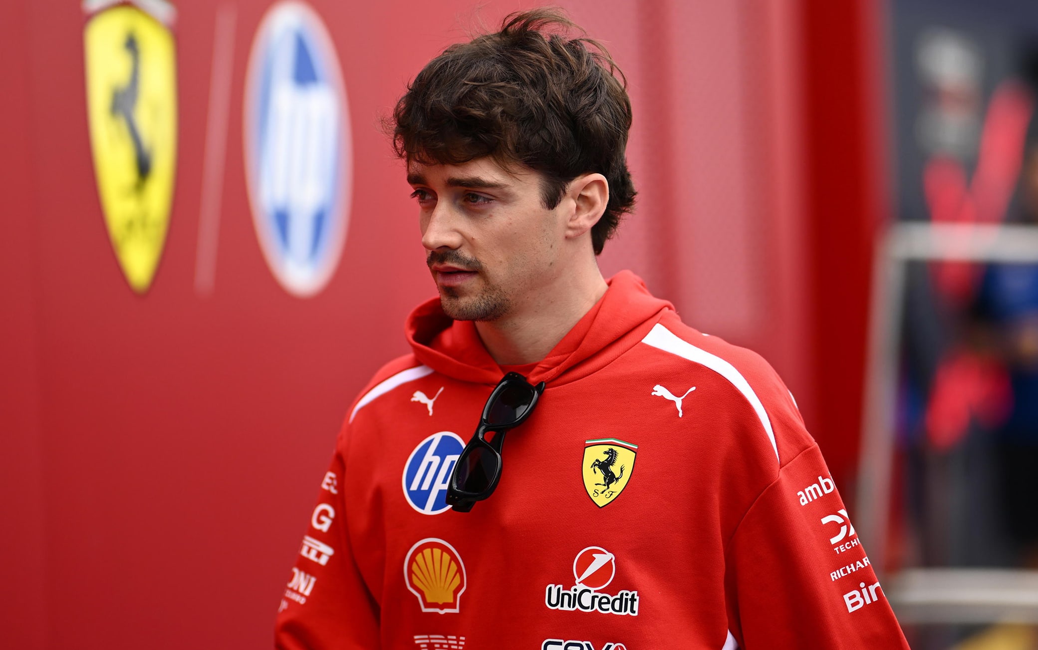 Leclerc: "Gap importante dalla Mercedes, dobbiamo chiuderlo al più presto". VIDEO