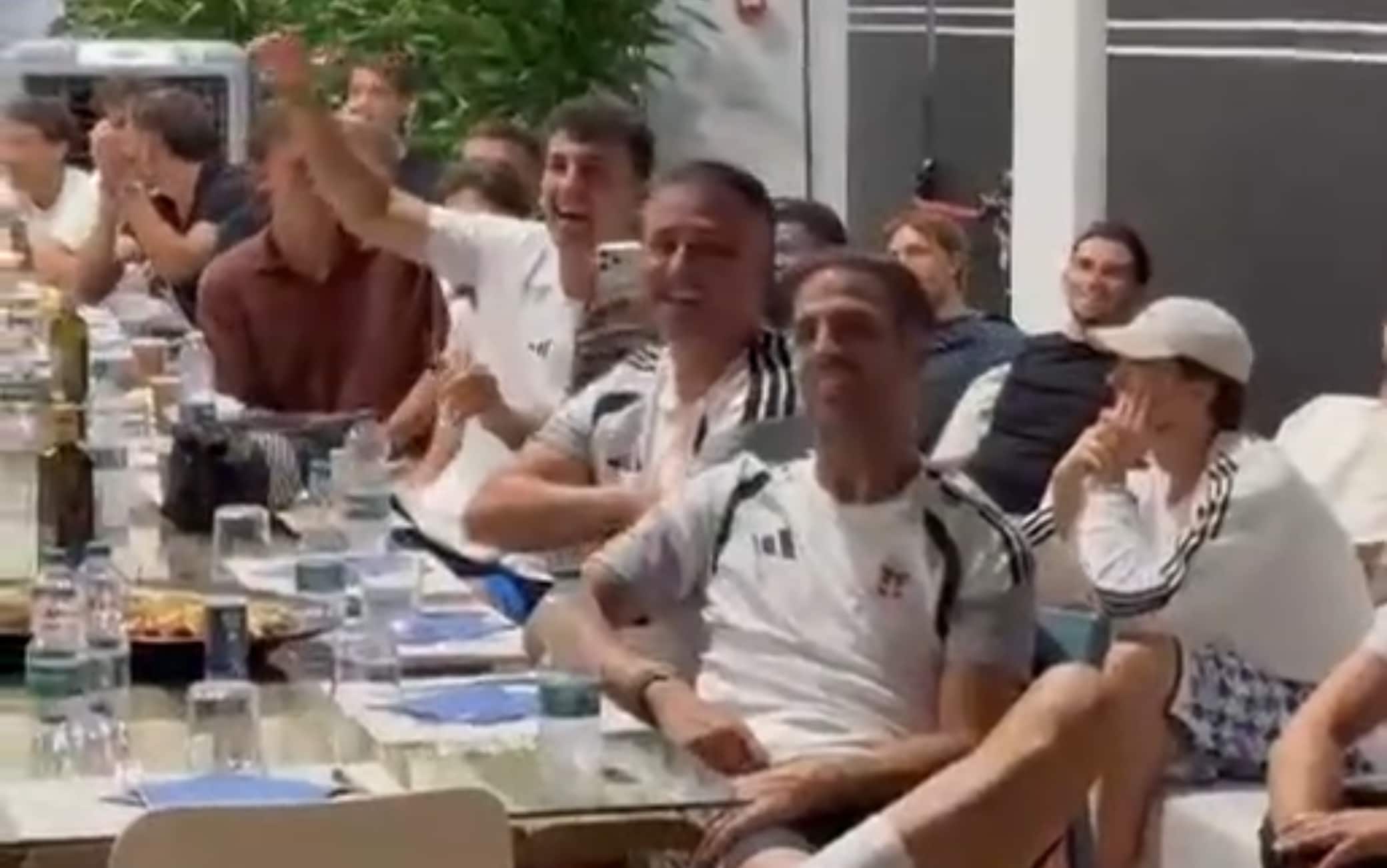 Champions, la reazione di Fabregas al sorteggio Barcellona-Como. VIDEO