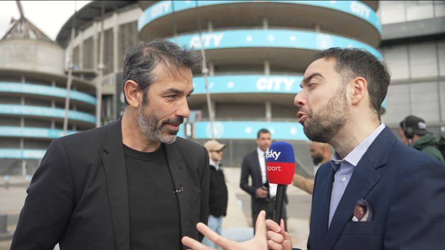 Pires: "La pressione è sull'Arsenal, ma possono vincere"