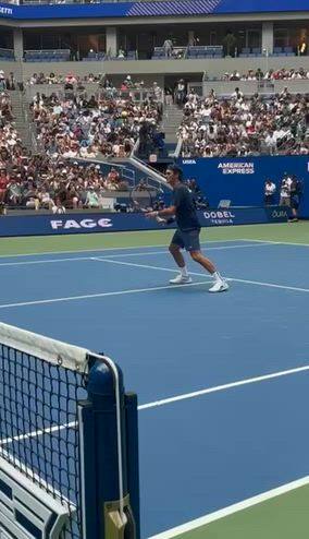 Federer si allena con Musetti: i colpi di Roger