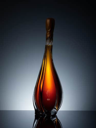 HUNGARY AGRICULTURE EXPENSIVE WINE