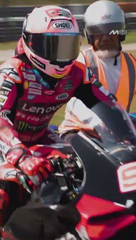 Marc Marquez, scivolata nei test MotoGP a Sepang