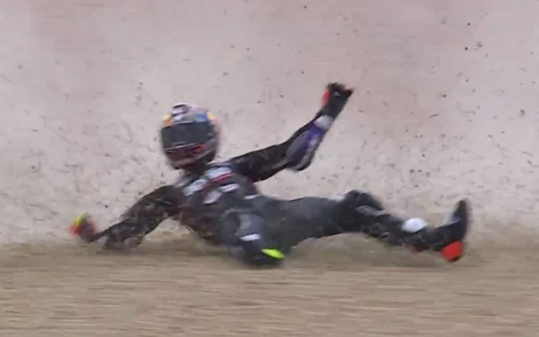 Jorge Martin, caduta al termine delle prove libere di Jerez. VIDEO