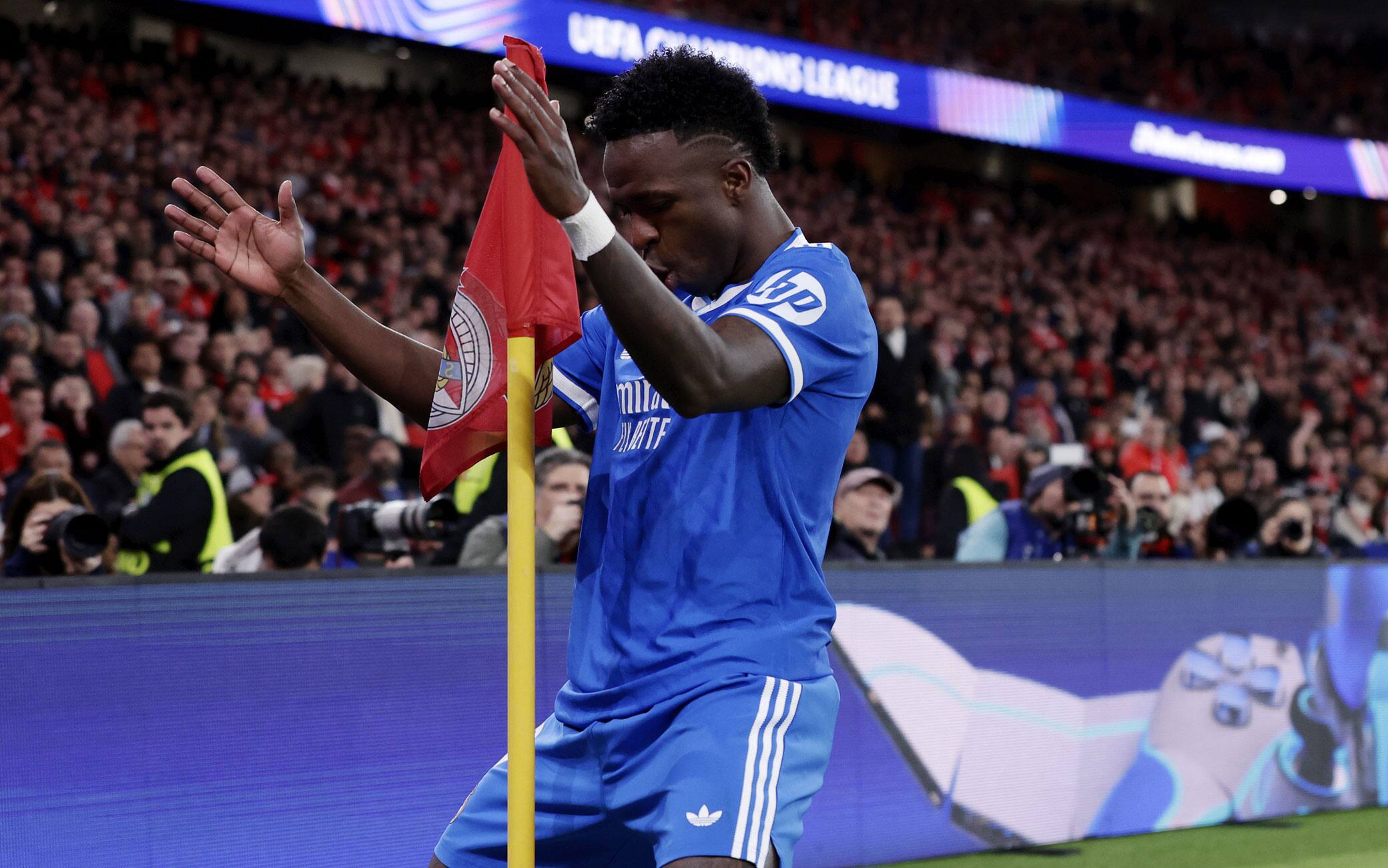 Benfica-Real Madrid 0-1, gol e highlights: decide una magia di Vinicius