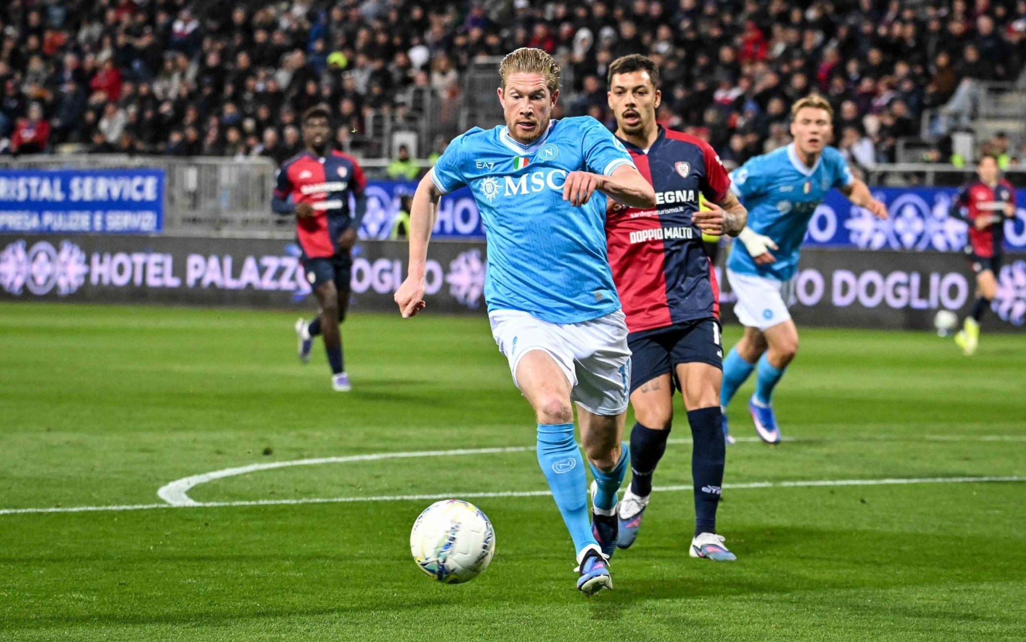 Il primo tempo di Cagliari-Napoli