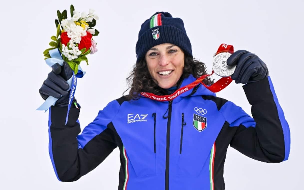 https://sport.sky.it/assets/images/773b2fa45bbbe6e4beb68a308e78ad6ecded649f/skysport/it/olimpiadi/2022/02/07/olimpiadi-invernali-gigante-femminile-risultato/brignone%20ansa%203.jpeg?im=Resize,width=1218