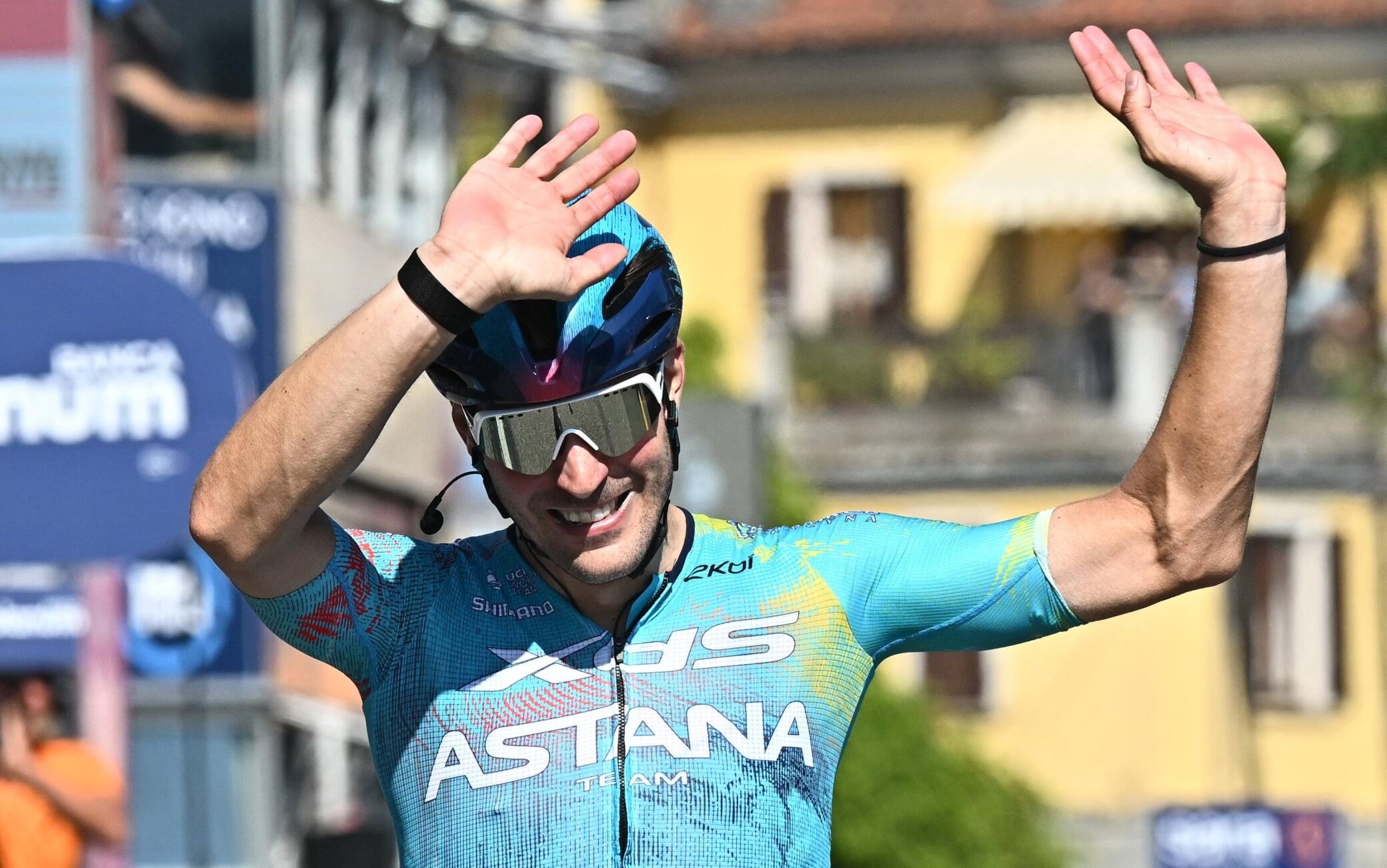 Alberto Bettiol vince 13^ tappa al Giro d'Italia: "Vincere è sempre una liberazione"