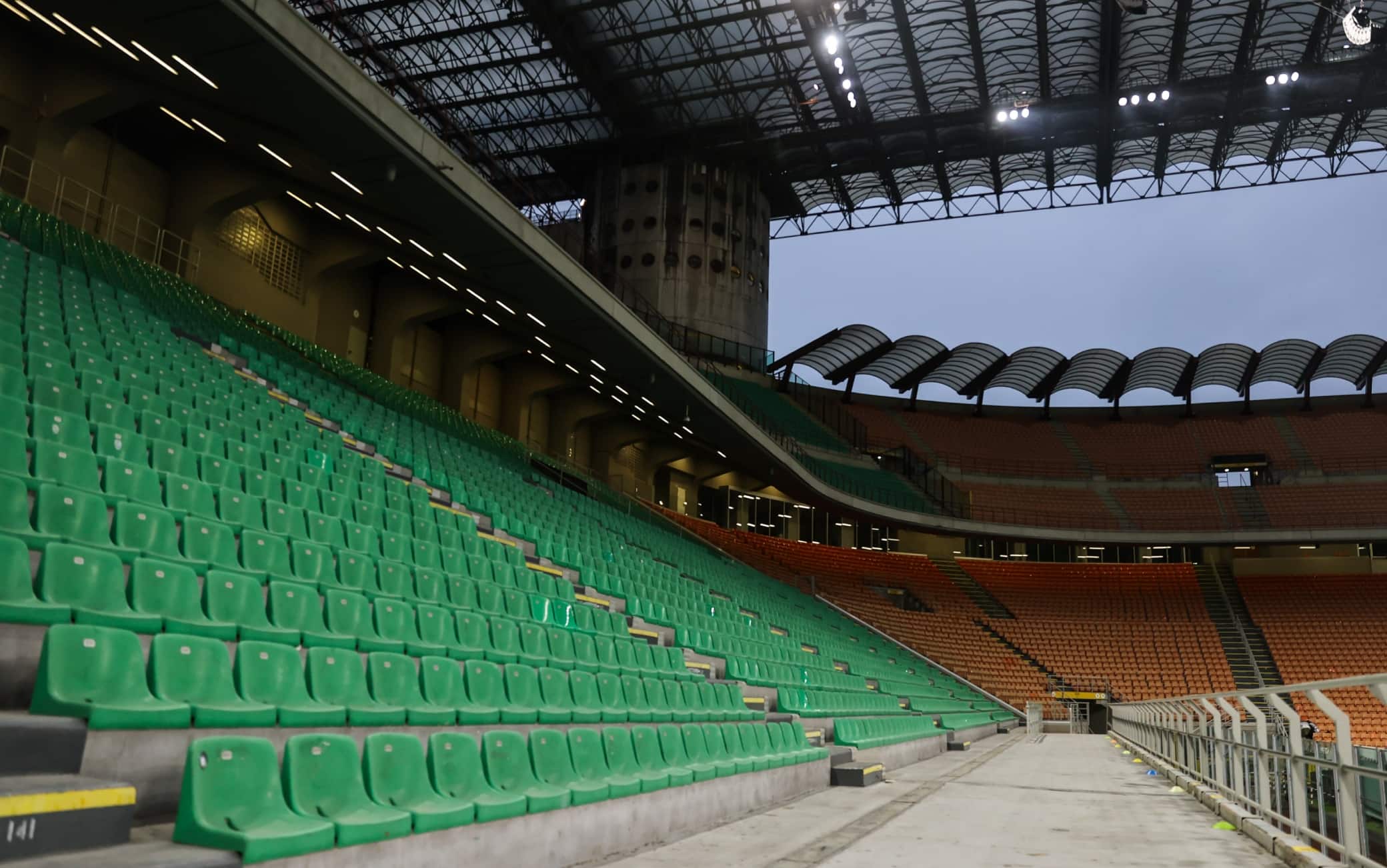I seggiolini di San Siro agli abbonati: per il tifo e per l'ambiente